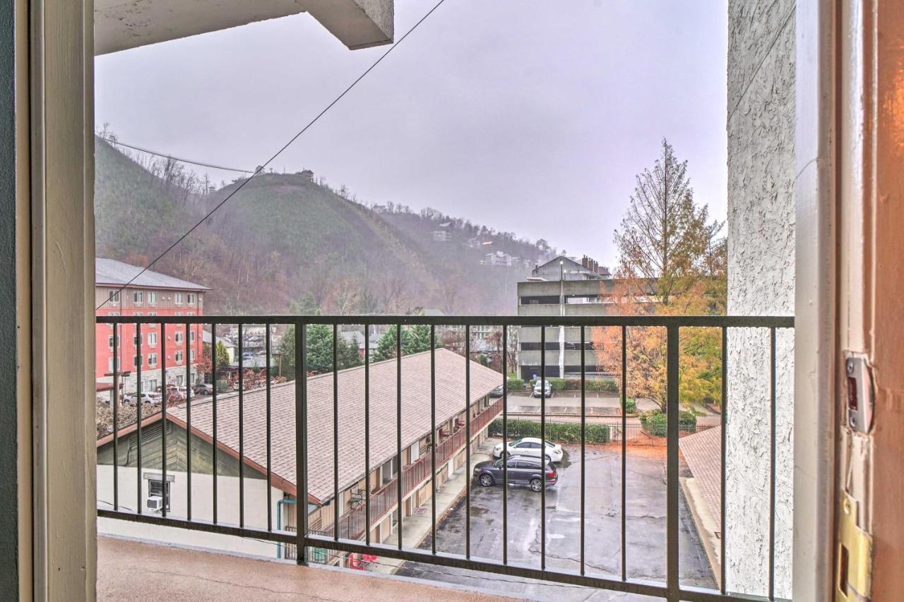 Cozy Downtown Gatlinburg Condo With Pool Access Екстер'єр фото