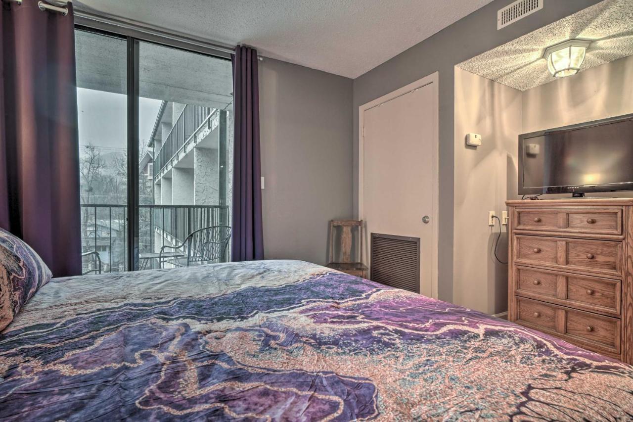 Cozy Downtown Gatlinburg Condo With Pool Access Екстер'єр фото